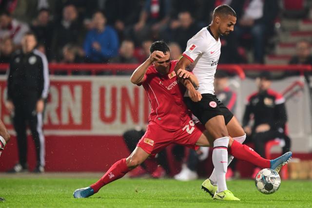 库里23分詹姆斯33+7+11浓眉缺阵 勇士大胜湖人